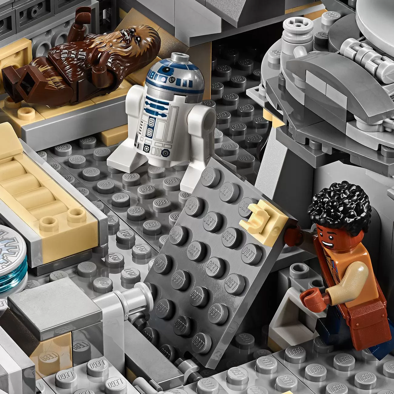 75257 - MILLENNIUM FALCON - Image 5
